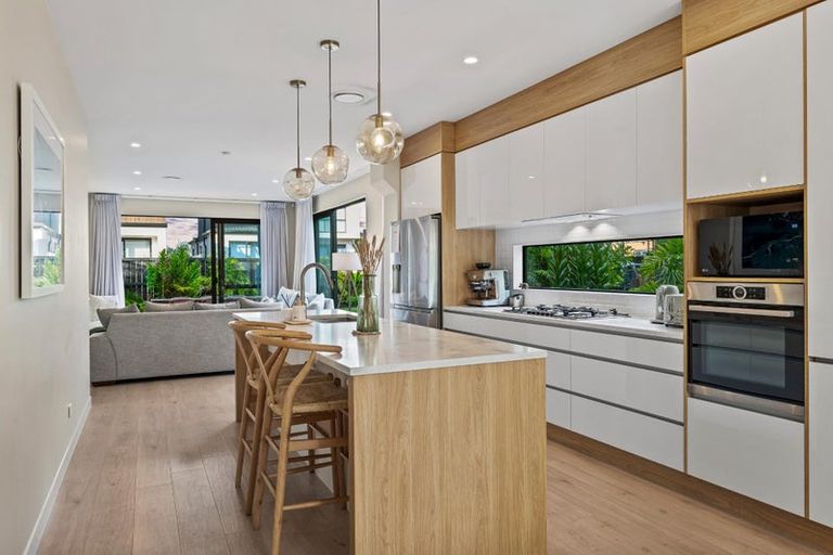 Photo of property in 64 Glidepath Road, Hobsonville, Auckland, 0616