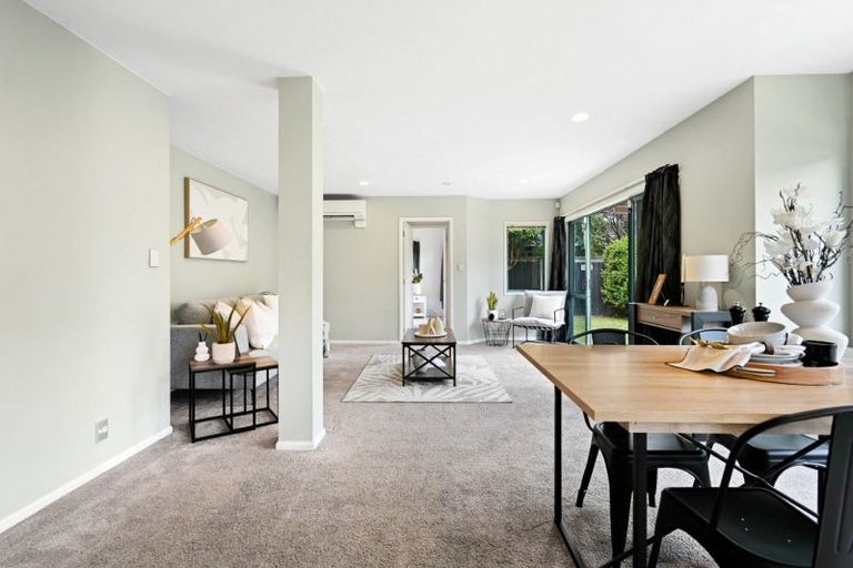 Photo of property in 84u4 Braid Road, St Andrews, Hamilton, 3200