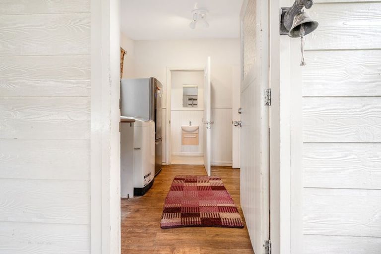 Photo of property in 51 Victoria Street, Oxford, 7430