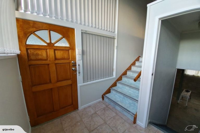 Photo of property in 488 Don Buck Road, Massey, Auckland, 0614