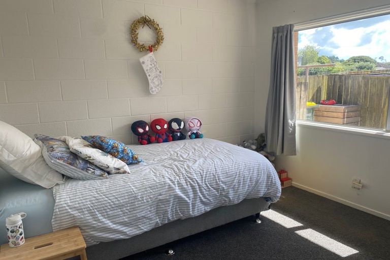 Photo of property in 1/32 Hellyers Street, Birkdale, Auckland, 0626