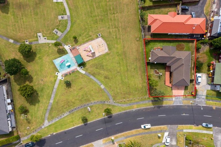 Photo of property in 172 Burswood Drive, Burswood, Auckland, 2013