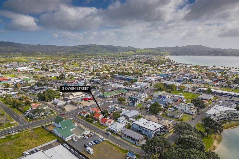 Photo of property in 3 Owen Street, Whitianga, 3510
