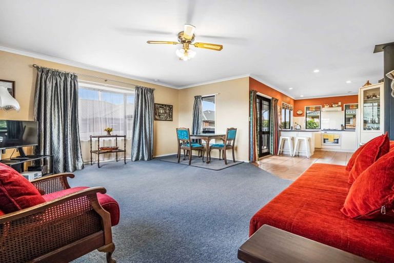 Photo of property in 89 Elsie Drive, Waiuku, 2123