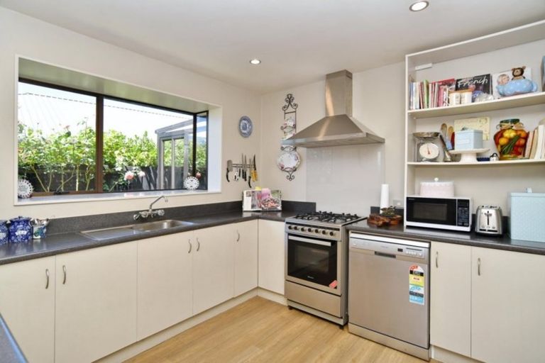 Photo of property in 43 Fairweather Crescent, Kaiapoi, 7630