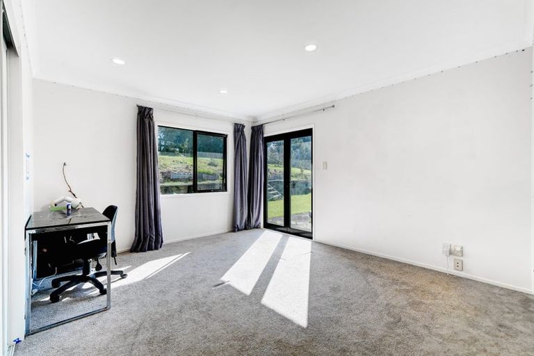 Photo of property in 241 Paremoremo Road, Lucas Heights, Auckland, 0632