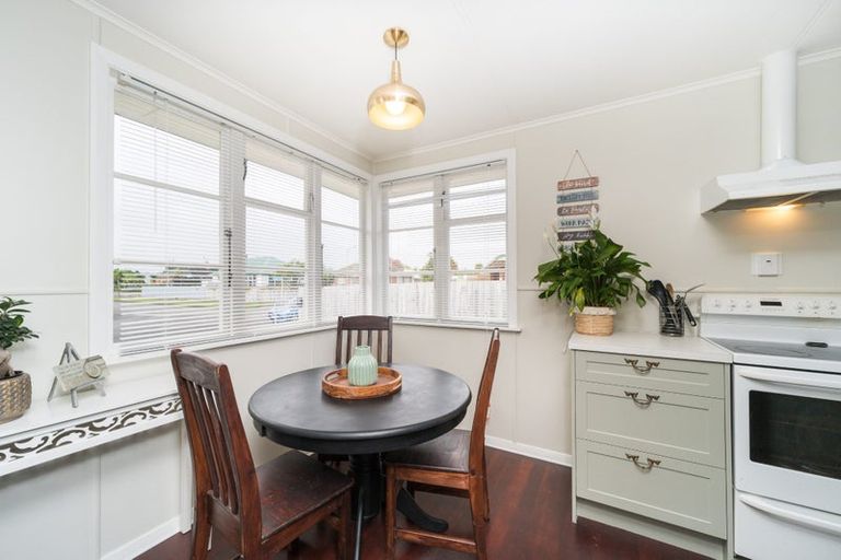 Photo of property in 16 Newbury Street, Awapuni, Palmerston North, 4412