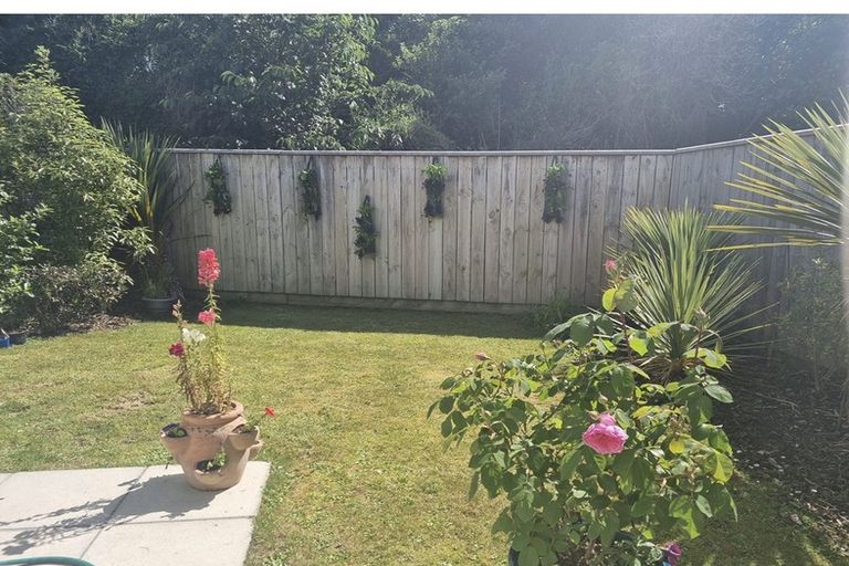 Photo of property in 6 Glide Lane, Whitby, Porirua, 5024