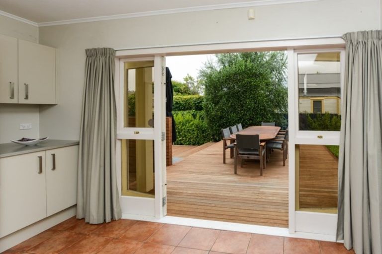 Photo of property in 403 Southland Road, Hastings, 4122