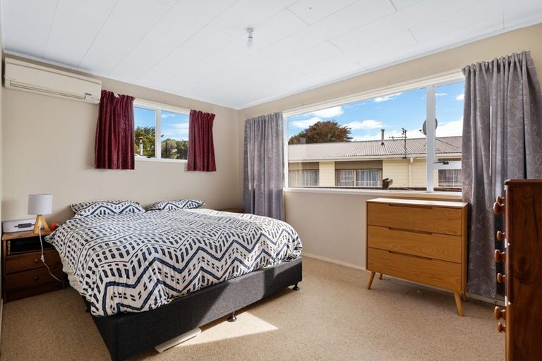 Photo of property in 2 Caesar Street, Stratford, 4332