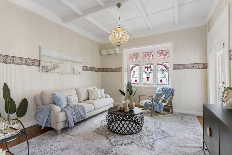 Photo of property in 219 The Square, Whangamata, 3620