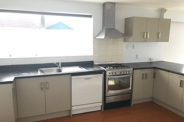 Photo of property in 68b Garden Road, Avalon, Lower Hutt, 5011