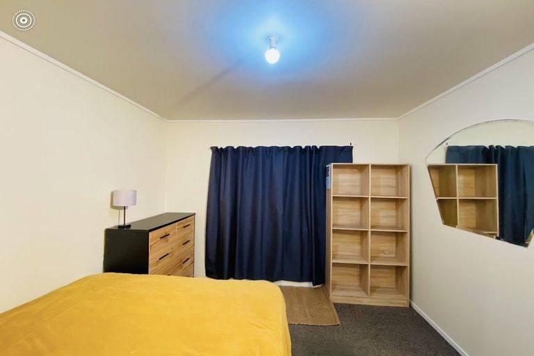 Photo of property in 2/9 George Street, Mangere East, Auckland, 2024