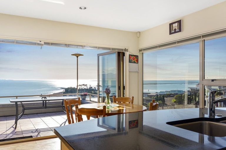 Photo of property in 46 The Cliffs, Britannia Heights, Nelson, 7010