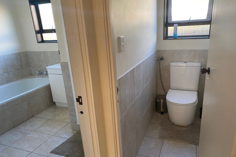 Photo of property in 59a/2 Norwood Road, Bayswater, Auckland, 0622
