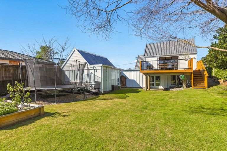 Photo of property in 13 Walton Road, Paraparaumu Beach, Paraparaumu, 5032