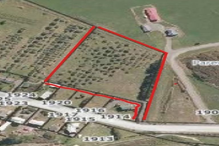 Photo of property in 1924 Parewanui Road, Parewanui, Bulls, 4894