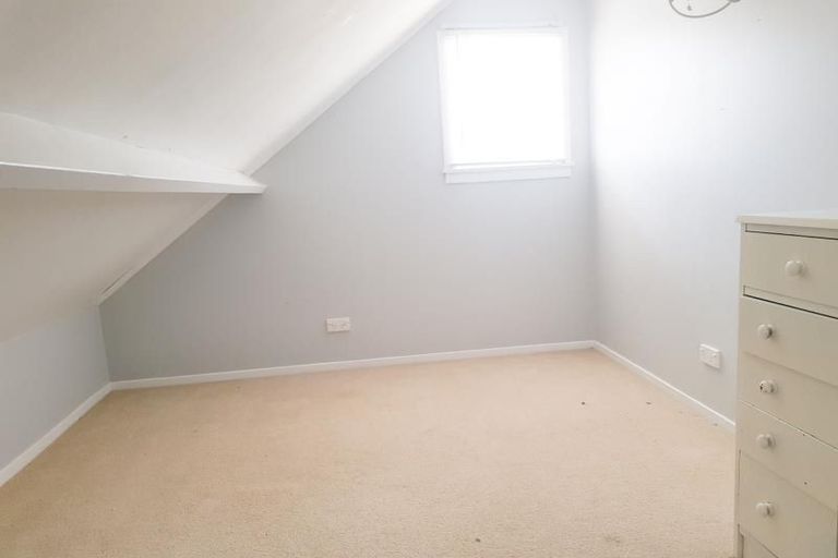 Photo of property in 2/12 Doment Crescent, Orewa, 0931