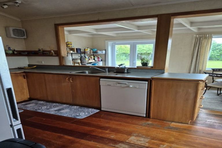 Photo of property in 1414 Woodstock Avenue, Mayfair, Hastings, 4122