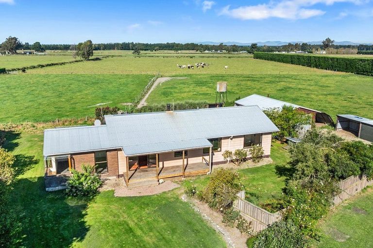Photo of property in 221 Smiths Road, Leithfield, Amberley, 7481
