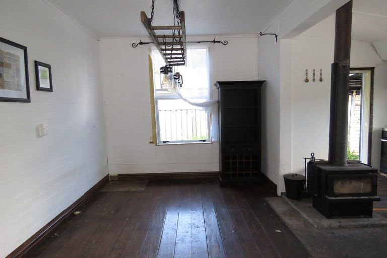 Photo of property in 3 Herald Street, Reefton, 7830