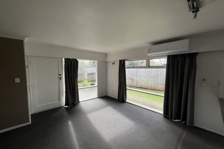 Photo of property in 1/66 Beach Road, Pahurehure, Papakura, 2113