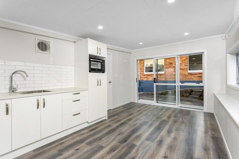 Photo of property in 19 Lawrence Crescent, Hillpark, Auckland, 2102