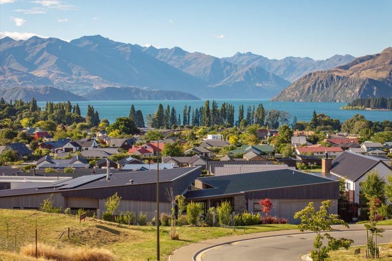 Photo of property in Meadowstone Alpha Series, 12 Jade Drive, Wanaka, 9305