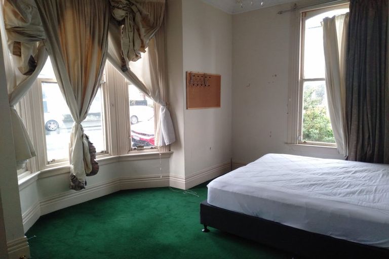 Photo of property in 205u2 The Terrace, Wellington Central, Wellington, 6011