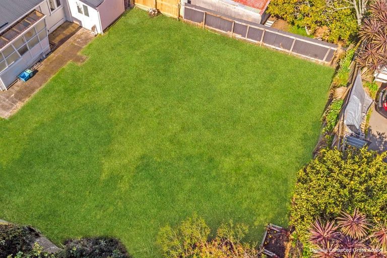 Photo of property in 16a Alberta Road, Glen Avon, New Plymouth, 4312