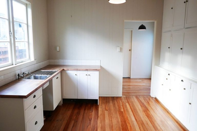 Photo of property in 94u1 Norton Road, Frankton, Hamilton, 3204