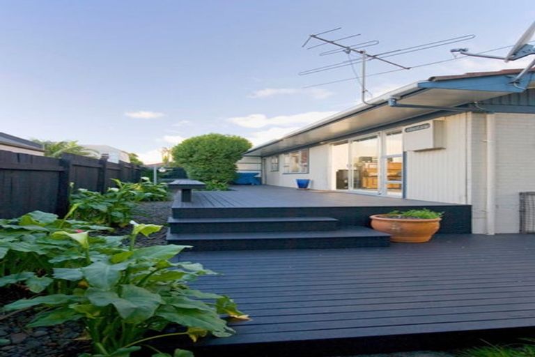 Photo of property in 1/206 Bucklands Beach Road, Bucklands Beach, Auckland, 2012