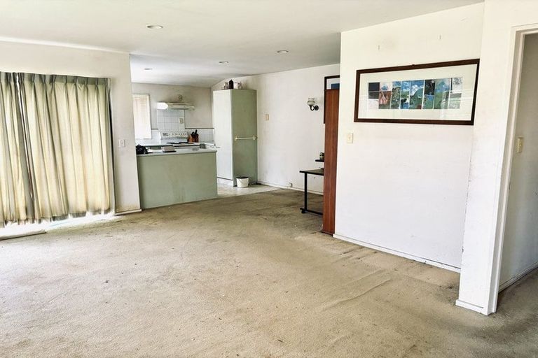 Photo of property in 19 The Grove, Red Beach, 0932