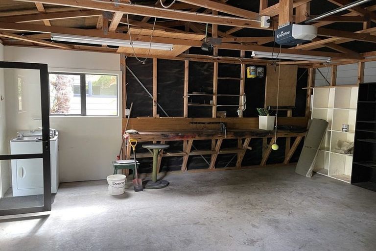 Photo of property in 28a Great North Road, Waipawa, 4210