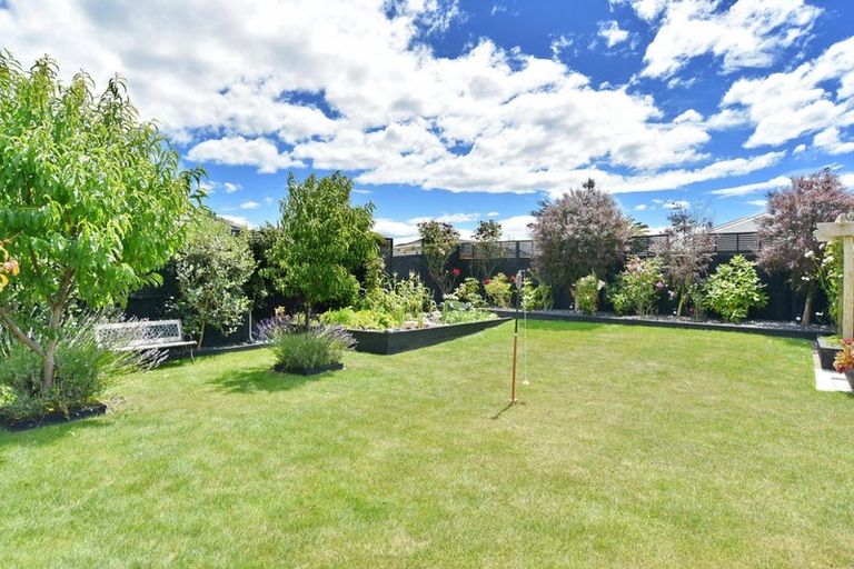 Photo of property in 16 Chester Street, Kaiapoi, 7630