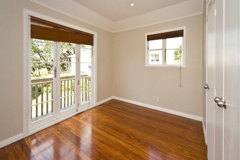 Photo of property in 5 Kopi Place, Massey, Auckland, 0614