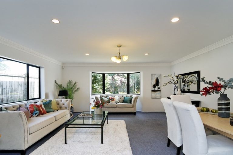 Photo of property in 120a Hutchinson Avenue, New Lynn, Auckland, 0600