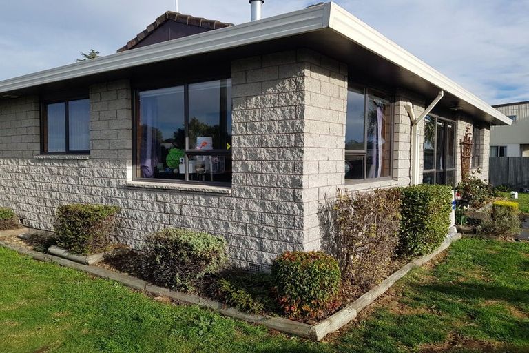 Photo of property in 1 Byron Street, Rolleston, 7614