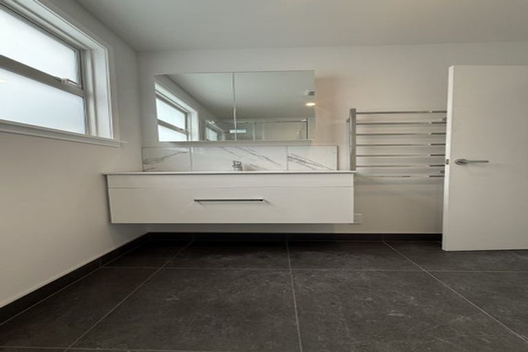 Photo of property in 6 Whanganui Street, Miramar, Wellington, 6022