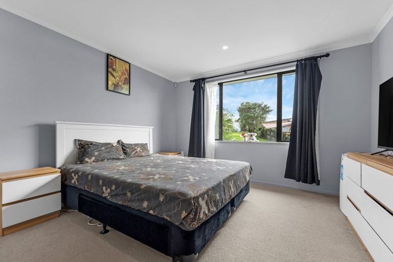 Photo of property in 2/65e Metcalfe Road, Ranui, Auckland, 0612