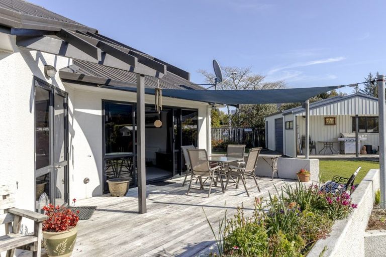 Photo of property in 20 Kowhai Street, Strandon, New Plymouth, 4312