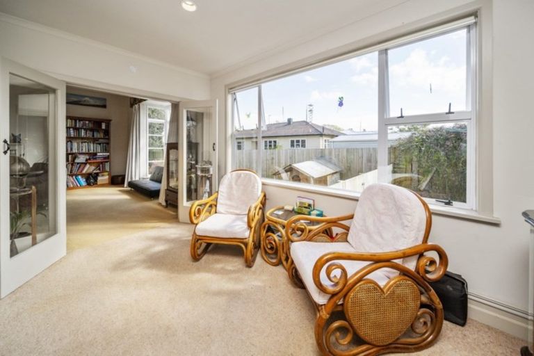 Photo of property in 26 Regan Street, Stratford, 4332