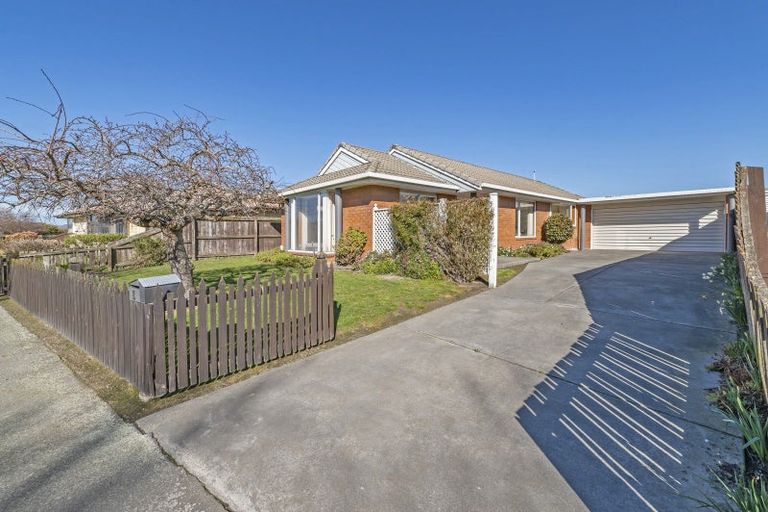 Photo of property in 5 Showgate Avenue, Sockburn, Christchurch, 8042