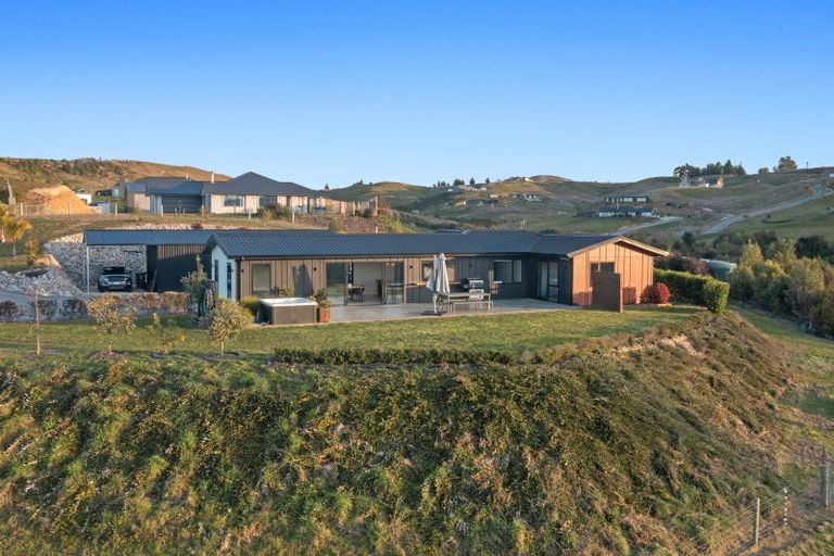 Photo of property in 92 Tiro Kina Road, Tasman, Upper Moutere, 7175