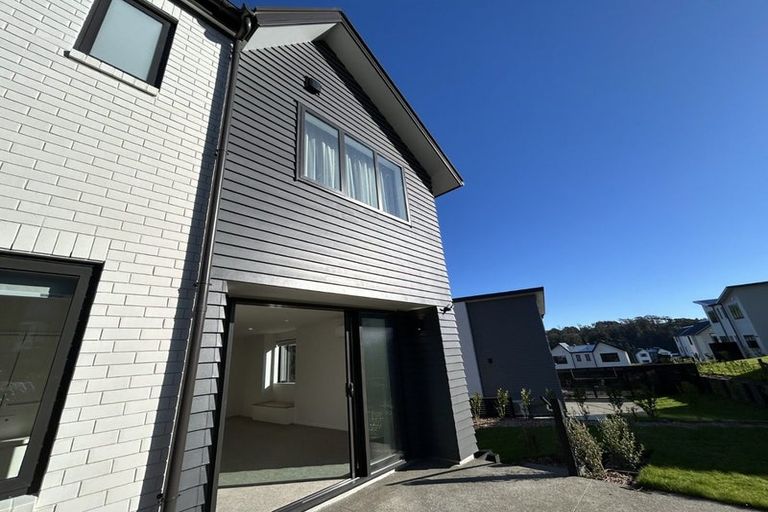 Photo of property in 81 Holystone Road, Whitby, 5024