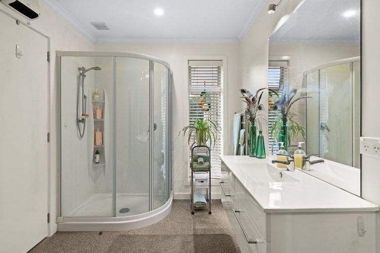 Photo of property in 4a Read Crescent, Clive, 4102