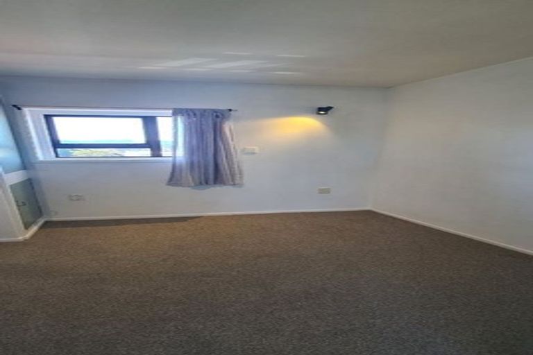 Photo of property in 11/52u Russell Terrace, Berhampore, Wellington, 6023
