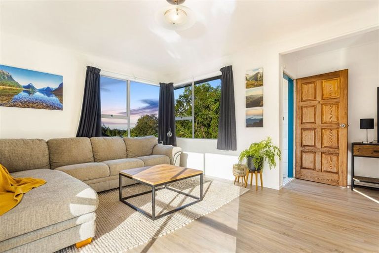 Photo of property in 58 Hartley Terrace, Massey, Auckland, 0614