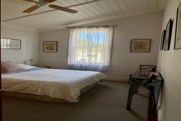 Photo of property in 52 Waipuka Road, Waimarama, Havelock North, 4294