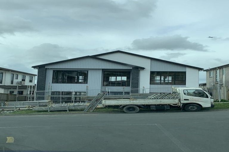 Photo of property in 34 Lime Hill Rise, Flat Bush, Auckland, 2019